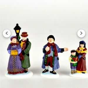 Department 56 - Dickens Village - Town Street Carolers